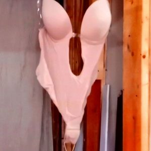 Backless under garment